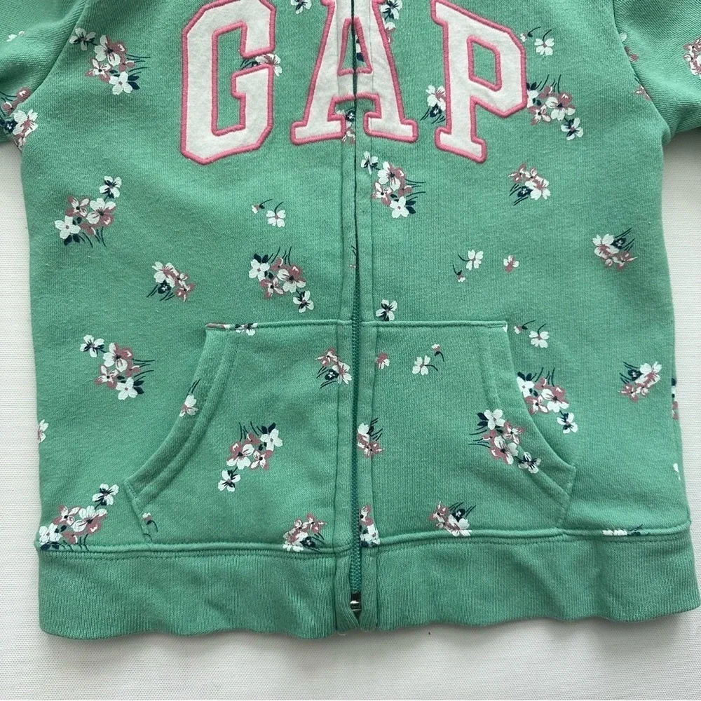 Gap Girls Logo Hoodie Sweater Size 5 Years